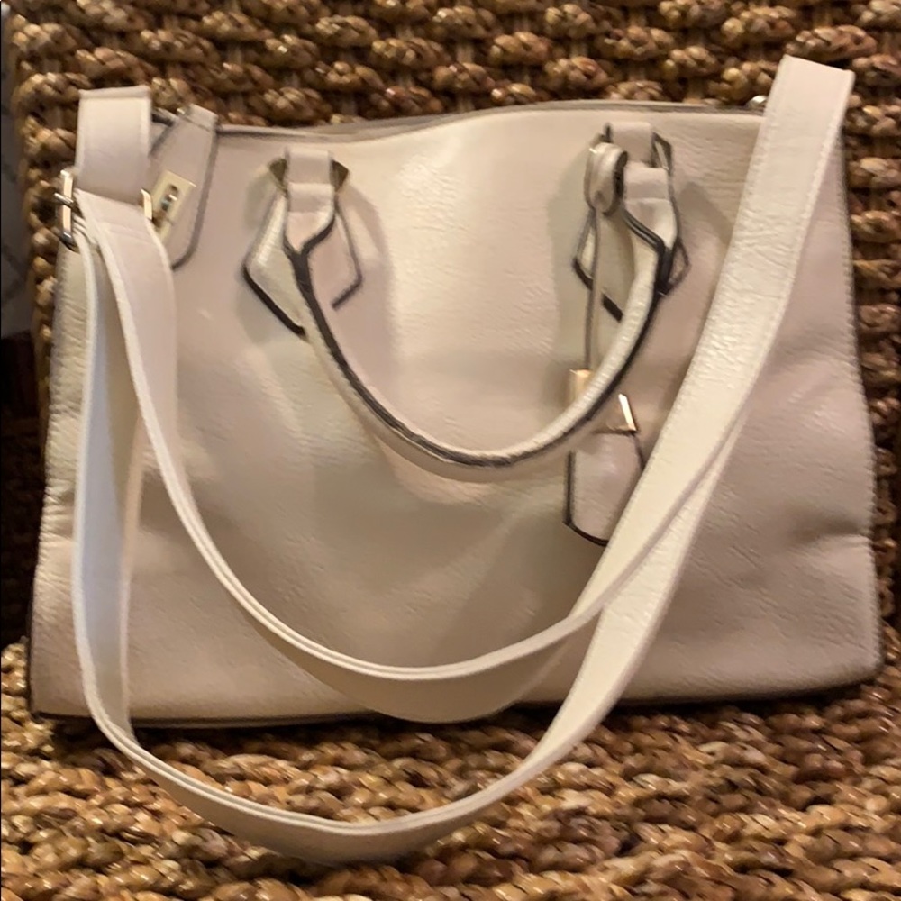 🌴Charming Charlie vegan leather bag. Cream.